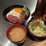 レッドロック - 2020年11月。サラダ＋味噌汁セットは100円。