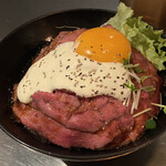 レッドロック - 2020年11月。ローストビーフ丼並。