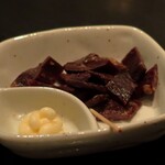 DEN - 自家製ビーフジャーキー