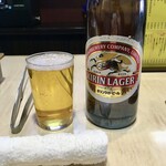 大衆焼肉酒場かつりき - 「瓶ビール」キリンラガー大瓶。590円也。