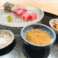 御料理 ふじ田 - 炭に当てたニシン、宗谷の鰤、戸井の鮪