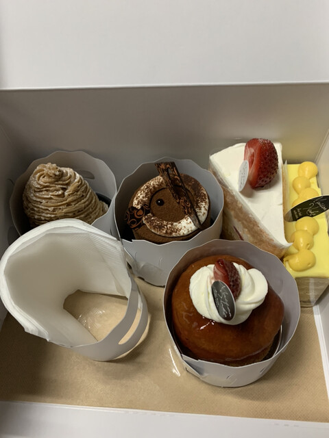 パティスリー メゾン ナカ Patisserie Maison Naka 秋田 ケーキ 食べログ