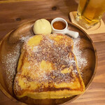 Little Deer Coffee - 法式吐司 楓糖