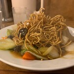 南海飯店 - かたい焼ソバの麺