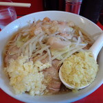 ラーメン二郎 - にんにく＆ショウガ