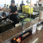 ざぼんラーメン - ざぼんラーメン(鹿児島県鹿児島市与次郎)店内