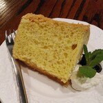 Cafe 手の花 - シフォンケーキ