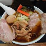 一条流がんこ総本家分家四谷荒木町 - 純正上品の紫（醤油）ラーメン　1,000円