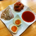 輪々や - 蒸し豚セット