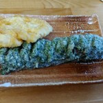 手打ちうどん こげら - 今回頼んだ天ぷらは、ちくわ・れんこん。