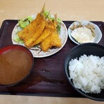 港湾食堂 - 魚フライ定食　500円