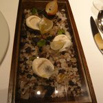 ア・ニュ ルトゥルヴェ・ヴー - ペコロス(小型のタマネギ)の2時間ロースト