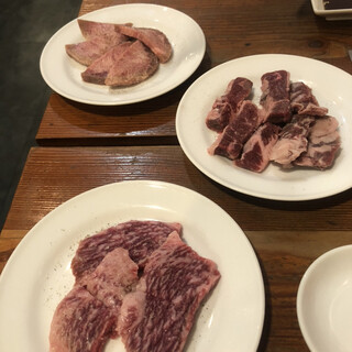 松阪牛肉焼 つる屋_0