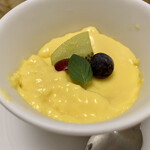 白玉蘭 モクレン - マンゴープリン@530円(税抜)