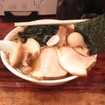 中華めん処 道頓堀 - 特製中華そば中盛り追加。