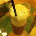 ナーガルジュナ - ココナッツラッシー（440円）