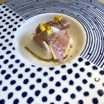 テアトロ ディ マッサ - 生ハムの旨味がすごい。洋梨と生ハムとスパークリングで、最高のスタート。