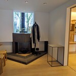 エヴァム・エヴァ・ヤマナシ・アジ - 