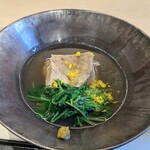 エヴァム・エヴァ・ヤマナシ・アジ - 富士桜ポークの柔らか煮 餡掛け