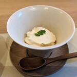 エヴァム・エヴァ・ヤマナシ・アジ - 手作り豆腐