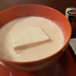 東京 芝 とうふ屋うかい - 名物！豆水とうふ
      おとうふ好きもそうでない方も満足のイッピン