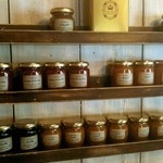 パティスリー キュイッソン - 店内棚３