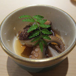 ぎおん 阪川 - 飯蛸の木の芽寄せ