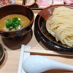 中華蕎麦 とみ田 - つけめん(並)、比内地鶏半熟味玉