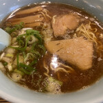 ラーメン 宝龍 - 料理写真:正油ラーメン　770円