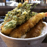 居喰処 光 - 2020/11/22
      本日の日替り 天丼 500円