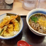 天丼・天ぷら本舗 さん天 - 39天丼かけそばセット690円
