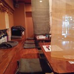 魚虎千両 - 隣席とは簾で区切ってます