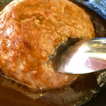 ku-rukafuekiyuukiyokuhambagutotetsupanfurenchitosutonoomise - スプーンを入れると肉汁が溢れ出ます