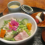 草庵秋桜 - 朝食　湯豆腐