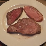 Bistro Ginsai - 牛ハラミステーキ、イベリコ豚ロースト、鴨ムネ肉のロースト