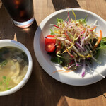 オーヤファンテーブル - テラスでいただきます。