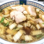 Doutomborikamukura - おいしいラーメン(半麺) 680yen