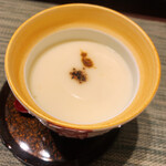 緑水亭 勝浦別館 翠海 - 牛肉の柔らか煮玉地蒸し