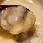 緑水亭 勝浦別館 翠海 - トロトロの中に牛肉が入っています