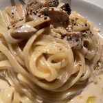 ピッツェリア エ オステリア ムギ - ボルチーニ茸の濃厚クリームパスタ 1,600円。