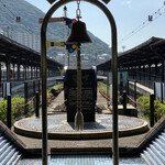 Karii Hompo - ☆ 駅舎構内に、九州鉄道の起点を表す「０哩(ゼロマイル)標」
      がある。
