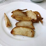 ゆたか食堂 - ポテトフライ200円　見た目貧相じゃがホックリ熱々。