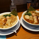 らぁめん 生姜は文化。 - 背脂ラーメン醤油・醤油ラーメン味玉