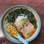 ラーメン ふじ屋 - ワカメラーメン