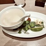 Plataran Resort & Restaurant - 鶏スープ