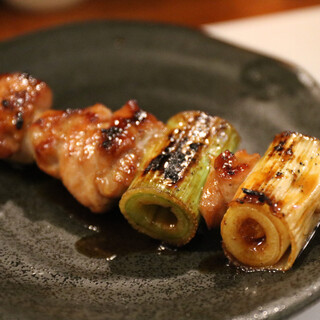 素材から串打ち、焼き方までこだわりを持つ本格的な焼き鳥屋！