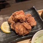 Ichi Oshiya Dengo Rou - 若鶏ももの唐揚げ。