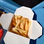 秩父宮ラグビー場 売店 - 持ち帰りに便利ですね。　　　(´- `*