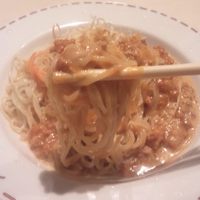 中国飯店 三田店 - 濃厚な胡麻だれがしっかり麺に絡みます。