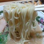 Sankyuu Ramen - 麺アップ